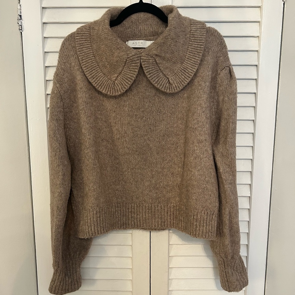 Astr Taupe Peter Pan Collar Puff-Sleeve Sweater - Picture 2 of 4